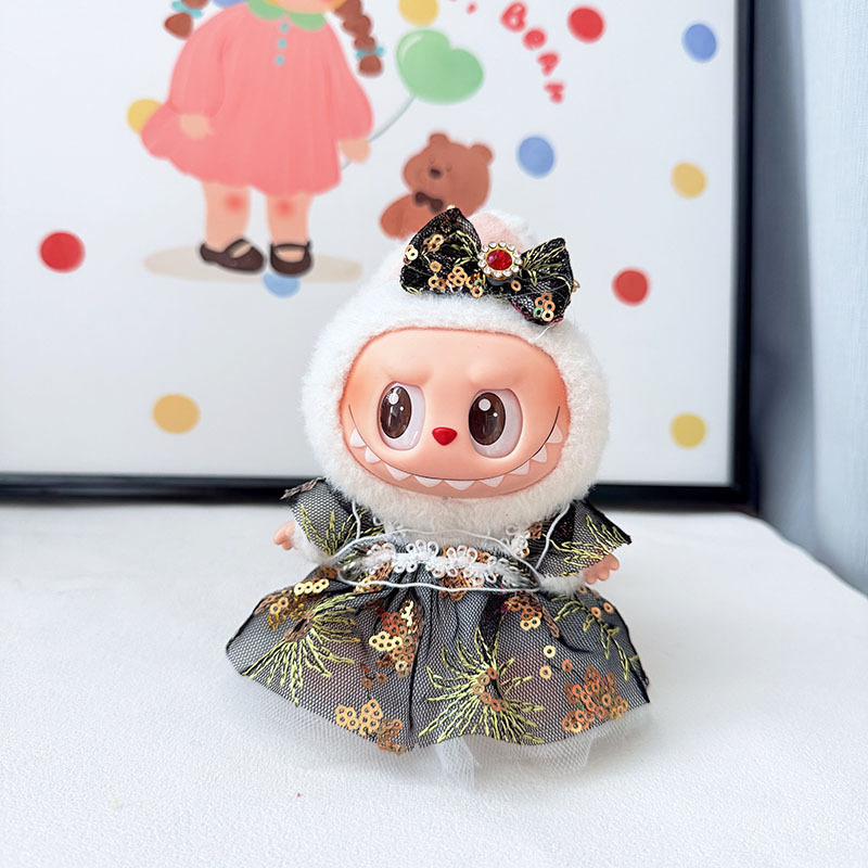 第二世代のLabubu服のキーホルダーは布の子供服の小動物のワンピースのセットを引っ張ります。|undefined