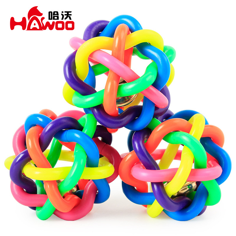 Gran sonido colorido campana pelota tejida de goma al por mayor mordisquear Rainbow Ball mascota de juguete perro de entrenamiento de juguete