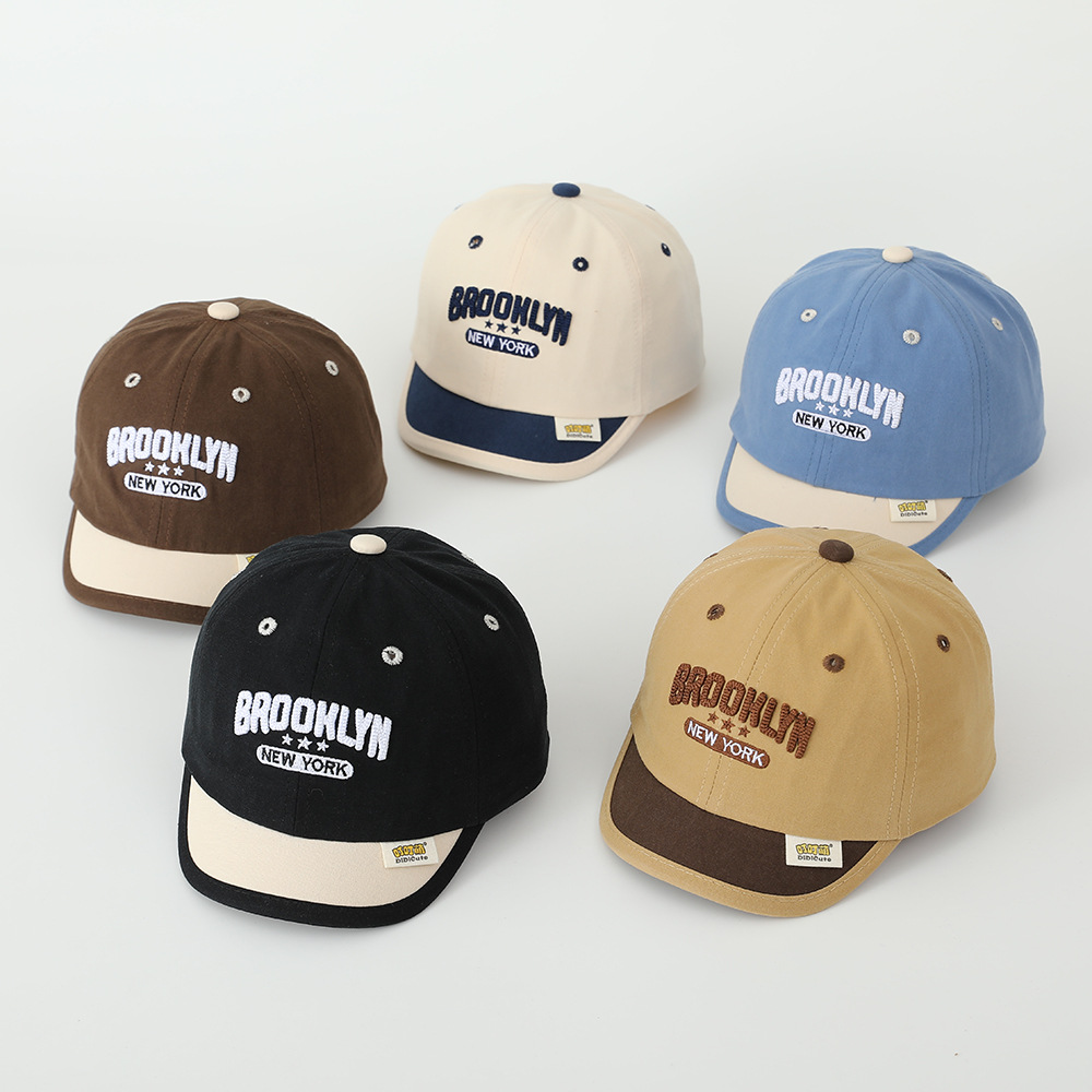 Baby sombrero de primavera bordado letras sombrero de béisbol sombrero de bordes cortos sombrero de pato para niños niñas sombrero de sombrero para niños pequeños