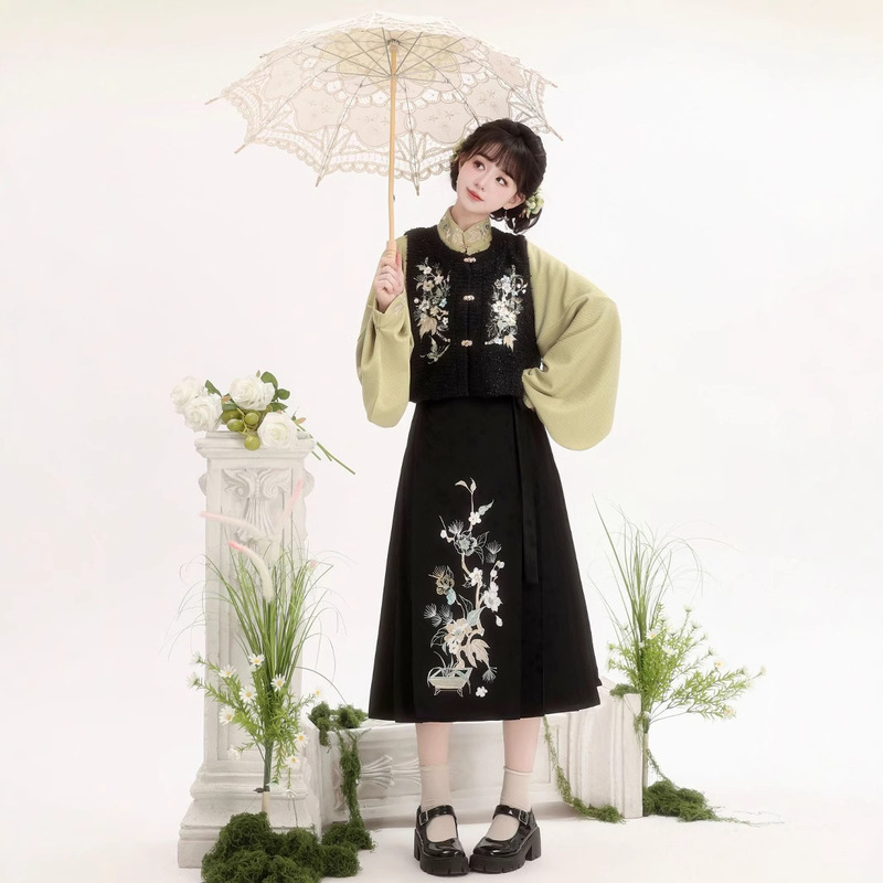 Original Hanfu for Women 2026 New Style Vest Daily Wear Horse-Faced Skirt Set Han Elements Spring and Summer Elegant New Chinese Style