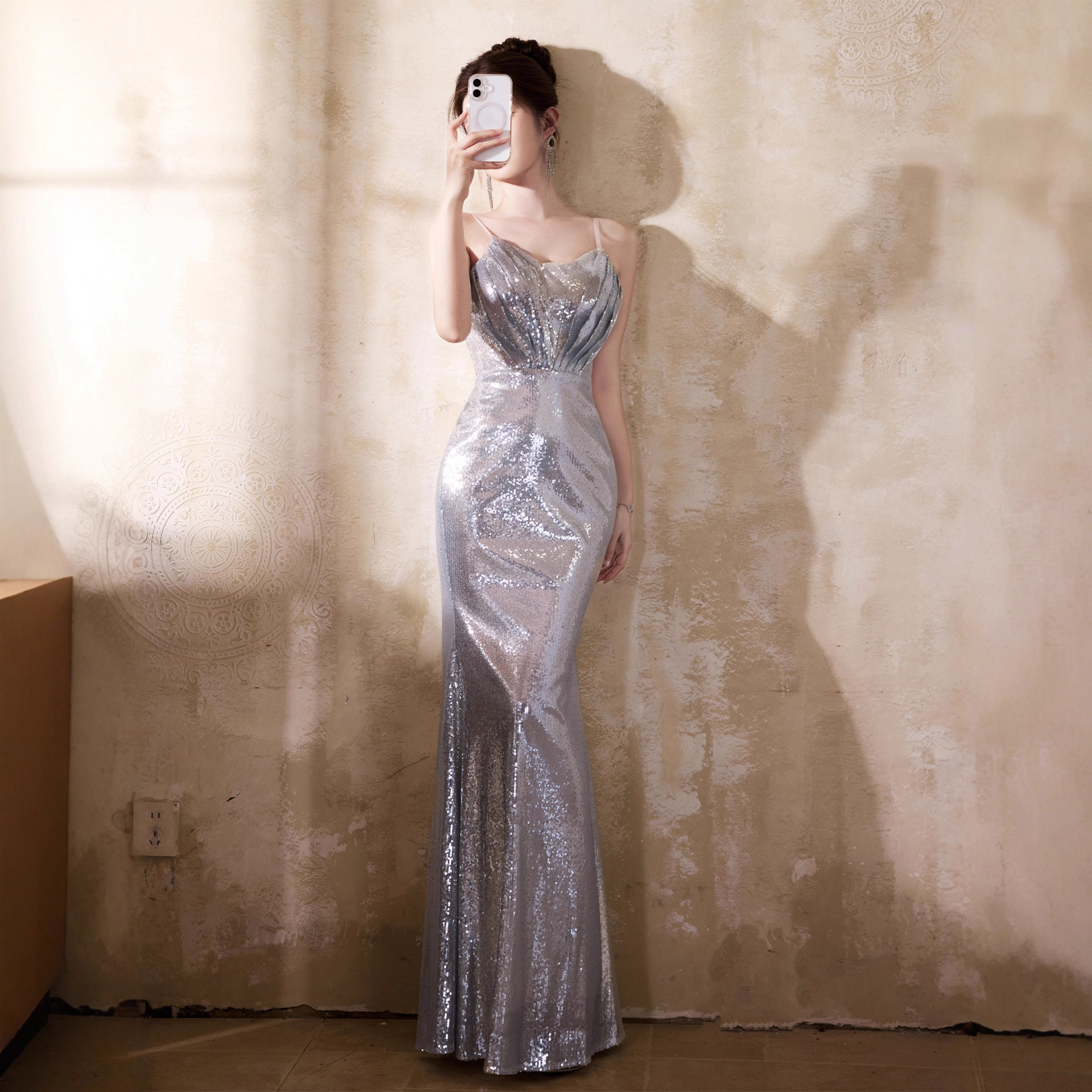 Silver Evening Dress 2026 New Style Elegant Host Sequin High-End Banquet Strapless Fishtail Dress Sparkling Wholesale