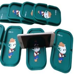SOURCE factory produces car non-slip mat PVC soft rubber cartoon logo design silicone car storage mat