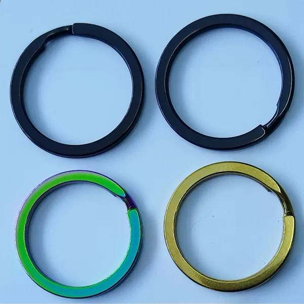 Wholesale stainless steel key rings, vacuum-plated with dazzling colors, 30mm flat rings, gold 304 key rings in stock