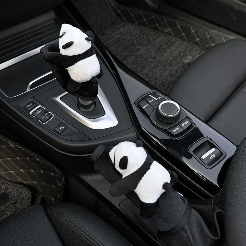 Car gear shift cover for women, trendy and cute strawberry bear plush toy, car gear shift cover, protective cover for automatic transmission, handbrake cover