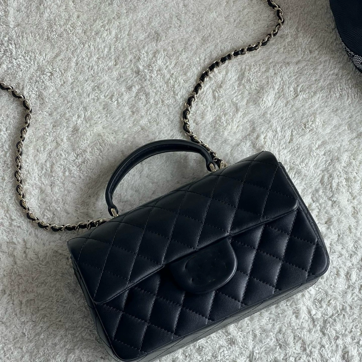 Bag, purse on chain, high-end, chain bag