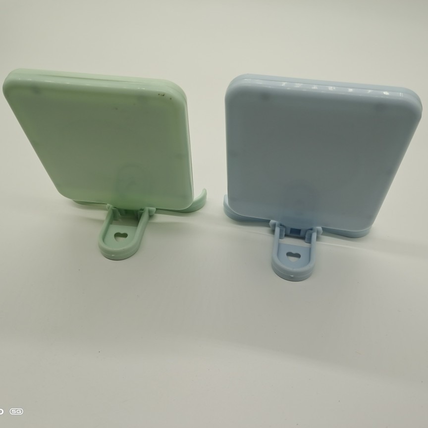 Espejo de Maquillaje Plegable Portátil de Plástico para Dormitorio image 3
