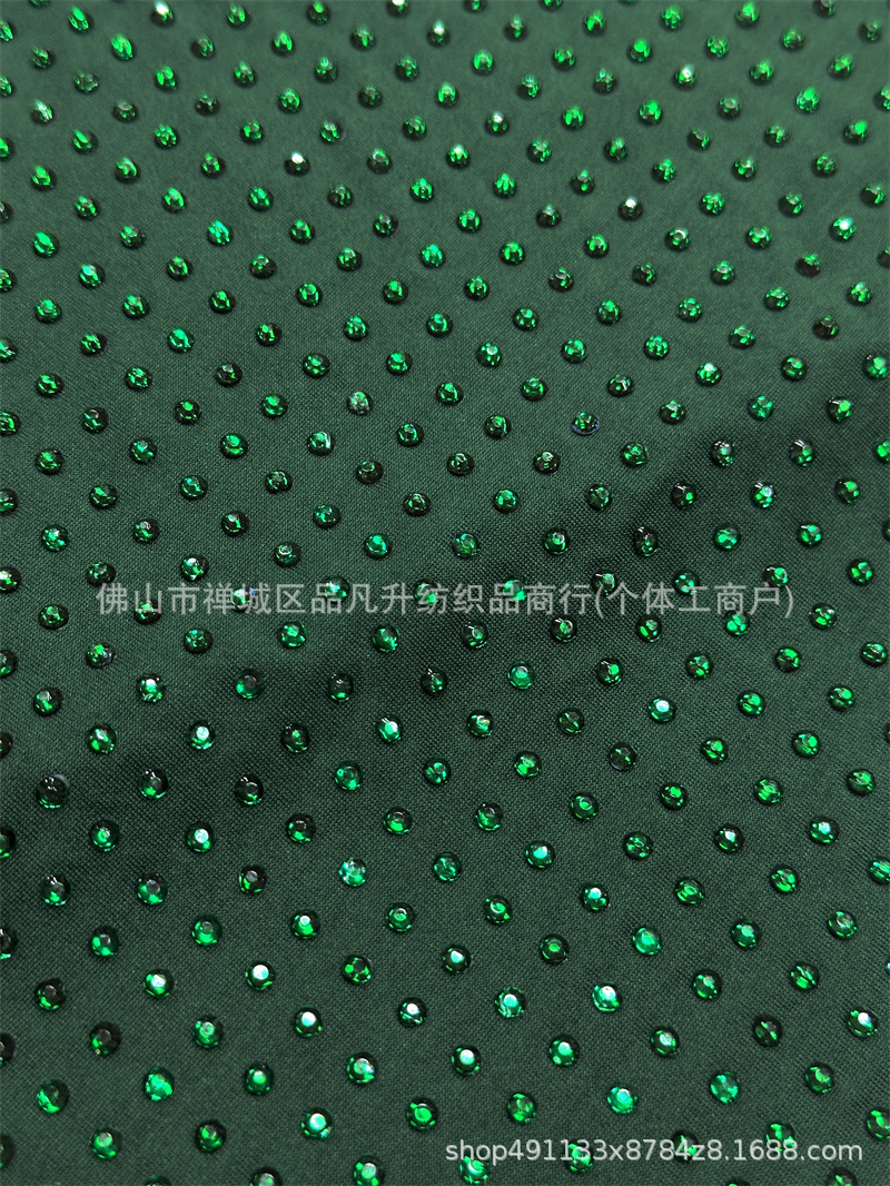Nuevo tela de seda de leche caliente tela de vidrio caliente tela de perforación caliente vestido delgado vestido