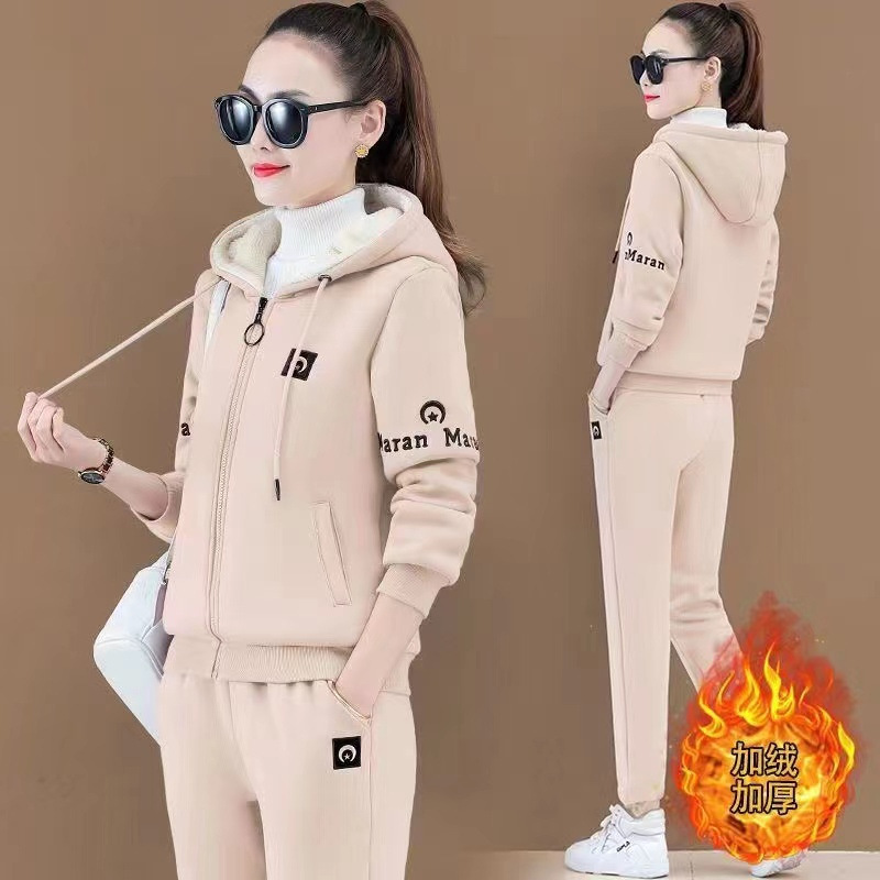 Fleece-Lined and Thickened Sports Suit for Women, New Autumn and Winter Korean Style Lamb Wool Zip-Up Sweatshirt, Plus-Size Casual Wear Two-Piece Set