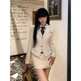 半身裙;时尚休闲套装;连衣裙