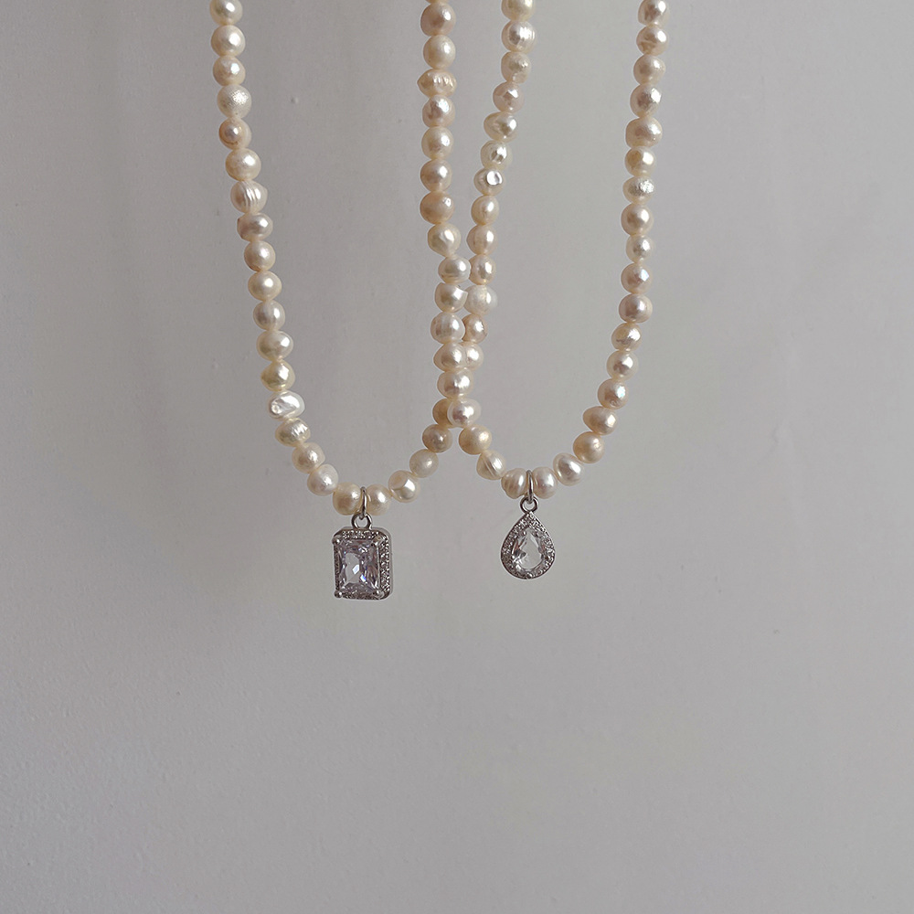 Simple Style Geometric Pearl Inlay Rhinestones Pendant Necklace 1 Piece