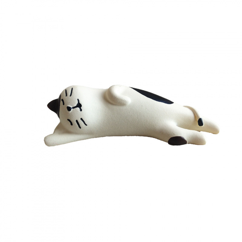 잠자는 게으른 고양이