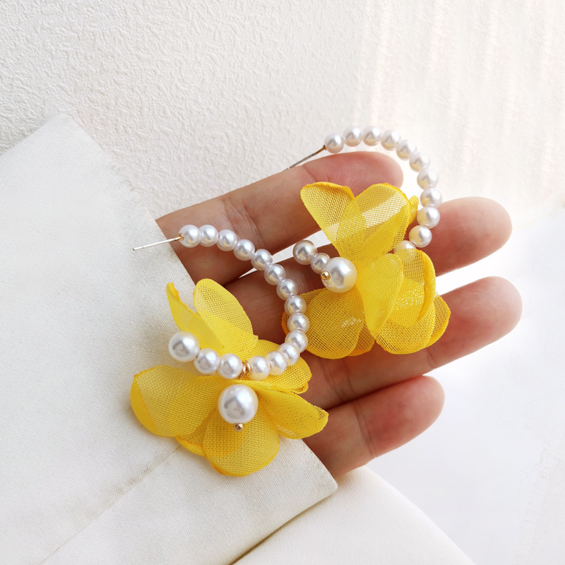 Fashion C-shaped Tassel Yellow Fabric Petal Earrings Wholesale Nihaojewelry display picture 5