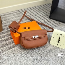 Ҹ°ŮkellyOӋOӋμб߼ŮʿP