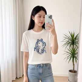 南油高端女装D家26夏新款蕾丝蝴蝶结镂空字母刺绣短袖针织衫上衣