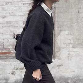 现 2025冬季新款韩国设计师nothing wr*tten知性风圆领针织毛衣