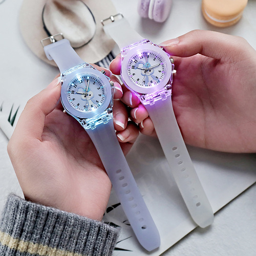 New cartoon Star Melora Lina Bell children's watch silicone glow-in-the-dark light student watch quartz watch wholesale