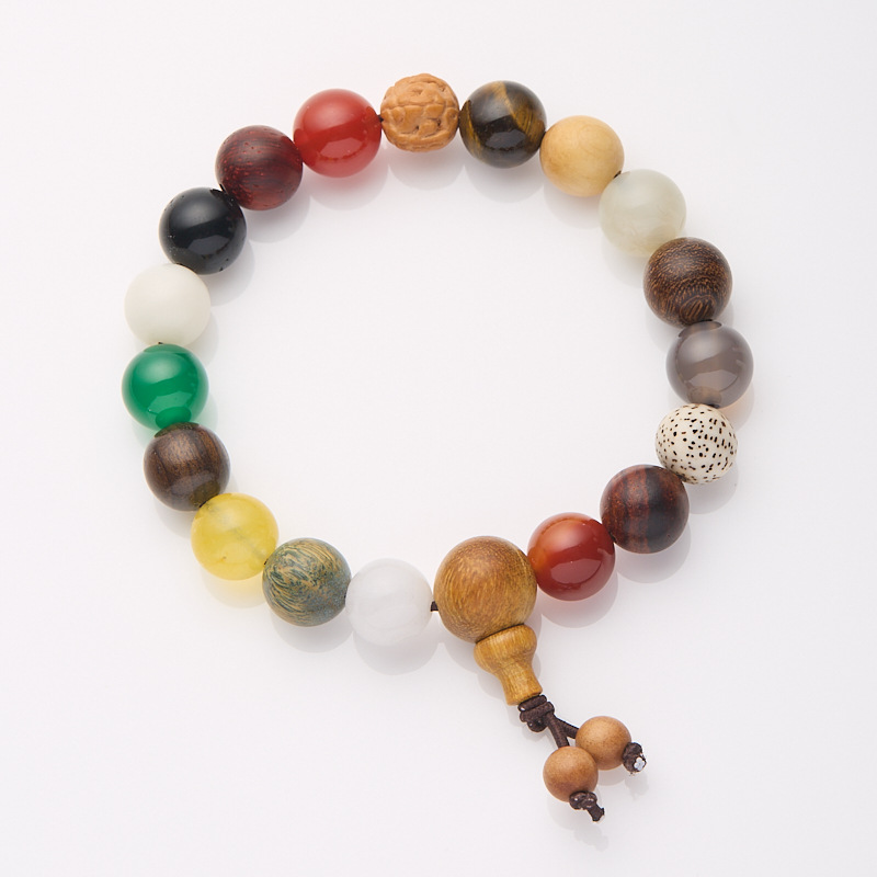 다섯 번째 세대의 18명의 아들