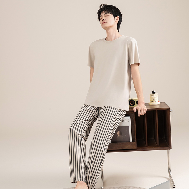 Pijamas de verano de algodón para hombres pantalones de manga corta delgados 2025 nuevo algodón de verano chaqueta se puede usar en casa