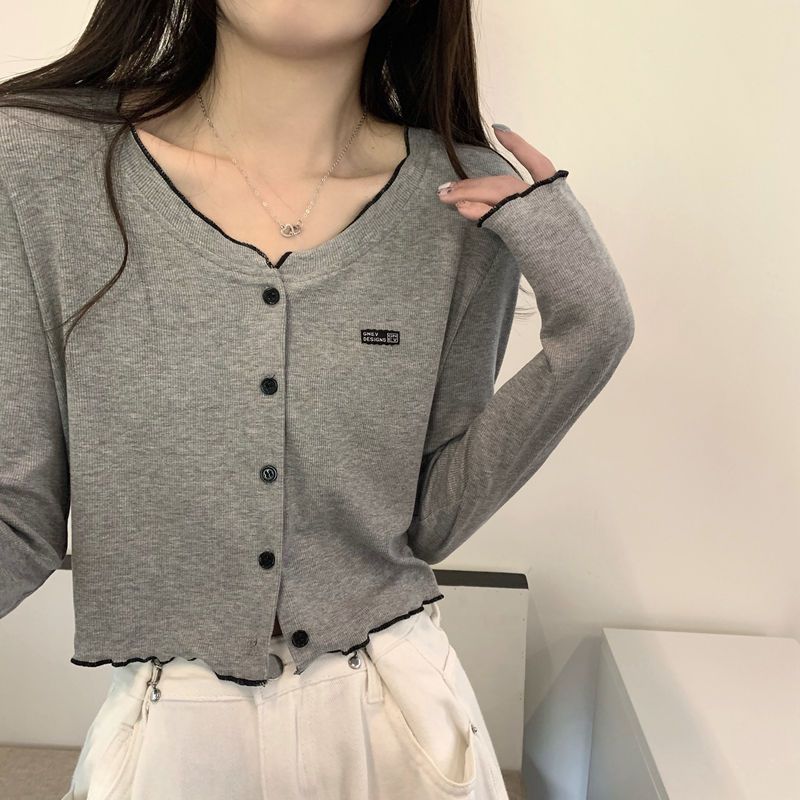 Grå stickad kofta för dam slim fit avslappnad stil öppen front_voghion.com