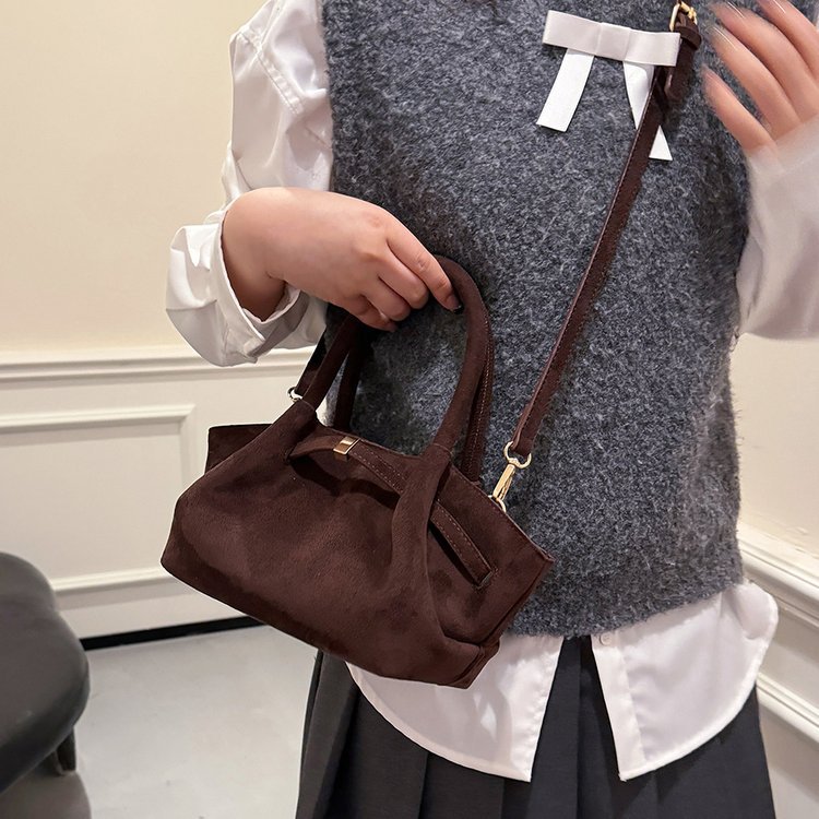 Los bolsos de mujer son un símbolo de gusto y su contraseña segura