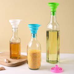 Mini Foldable Oil Dispenser with Funnel, Ideal for Kitchen and Home Use &ndash; Compact, Round Design with Telescoping Spout