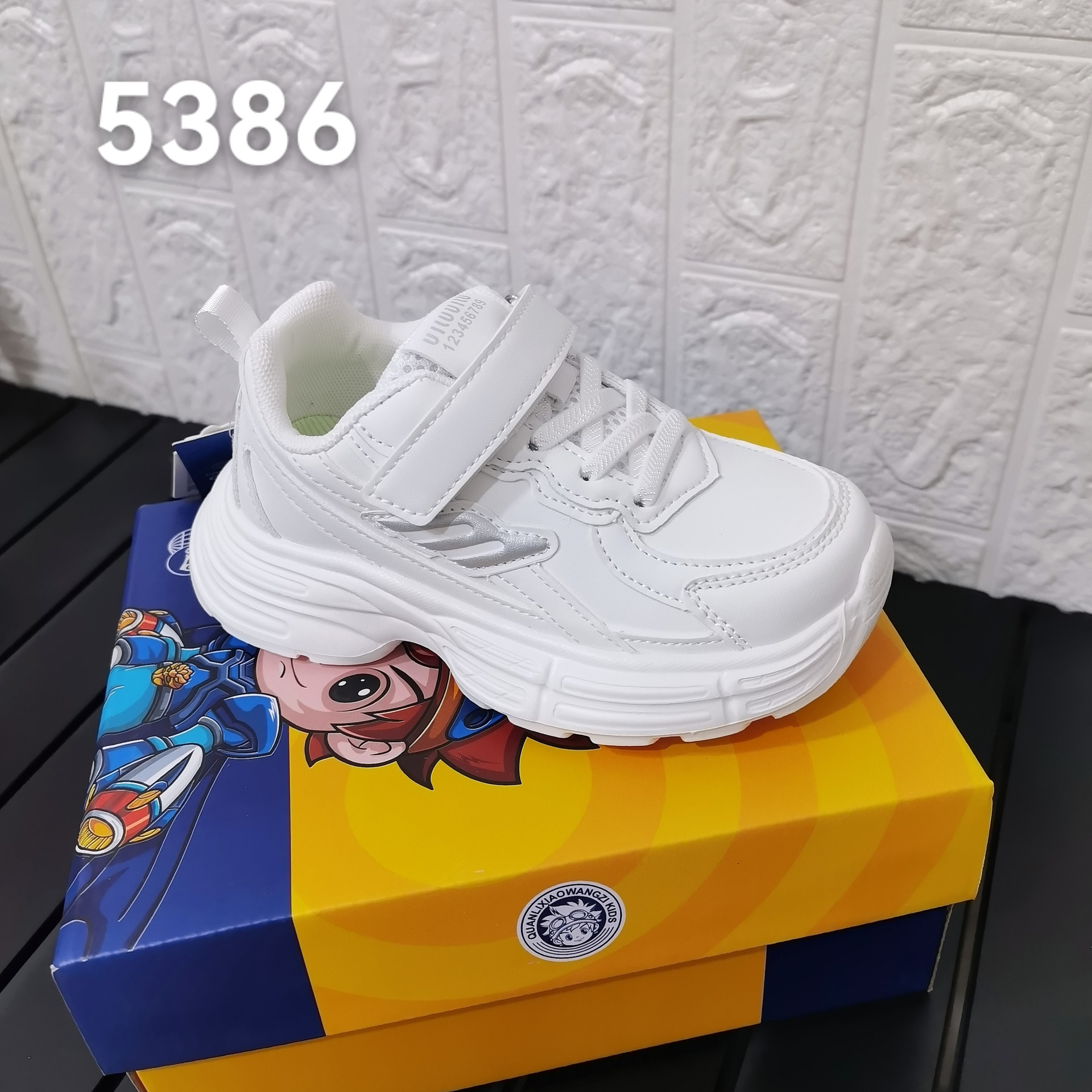 Quanli Little Prince Children's Shoes Leather White Shoes 2025 Autumn and Winter New Boys and Girls Easiest for Match Casual Running Shoes 5386
