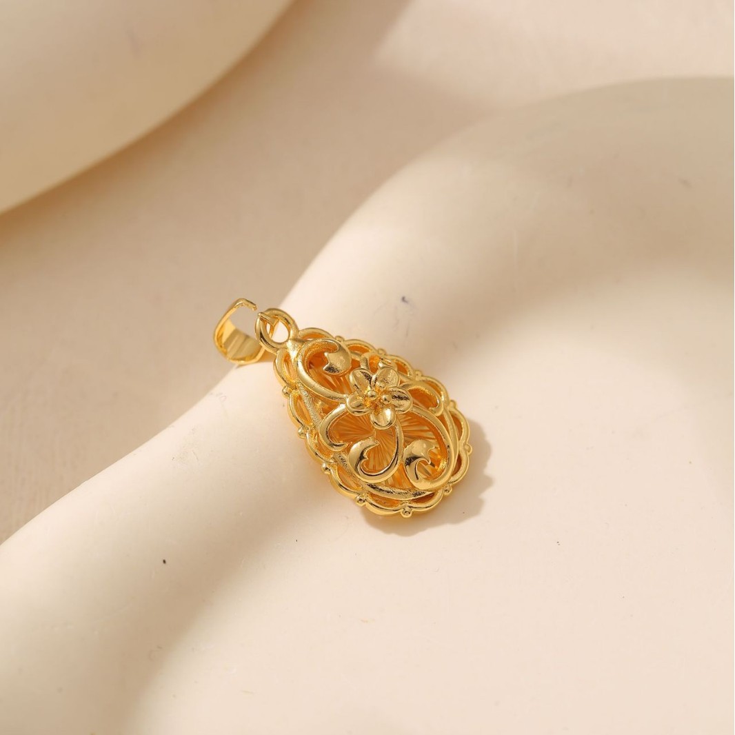 Amazon transfronterizo colgante de gota de agua colgante de flores para mujeres colgante de moda femenina colgante hueco nicho único diseño simple