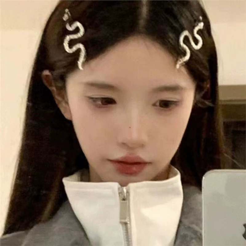 Темный ветер, острые и острые девичьи украшения для волос