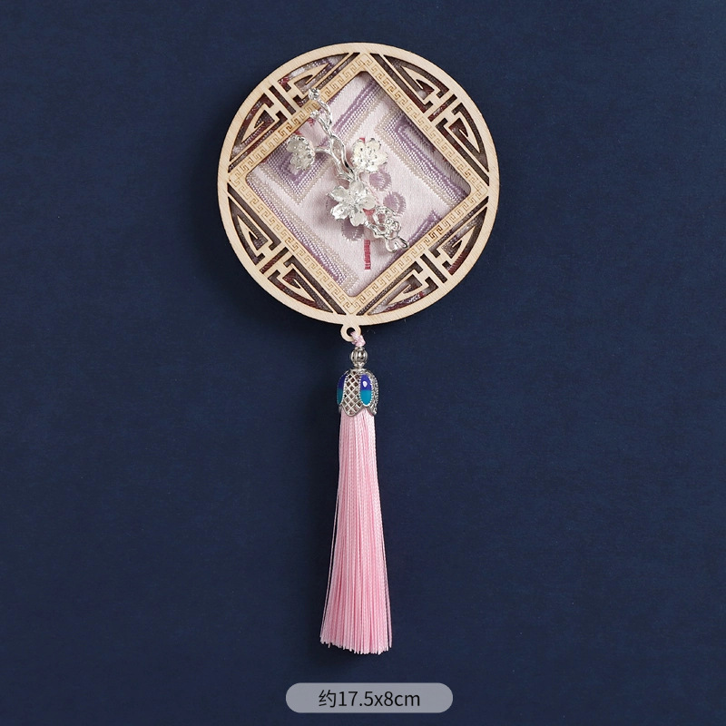 29-Zhuang Brocade Refrigerator Magnet (Plum Blossom Tassel)