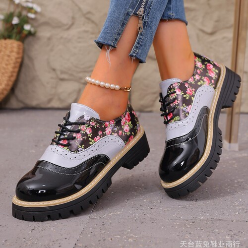 Thick heel floral lace large size brock single-layer shoes for women 2025 autumn color matching round head loafer low-cut shoes foreign trade 43