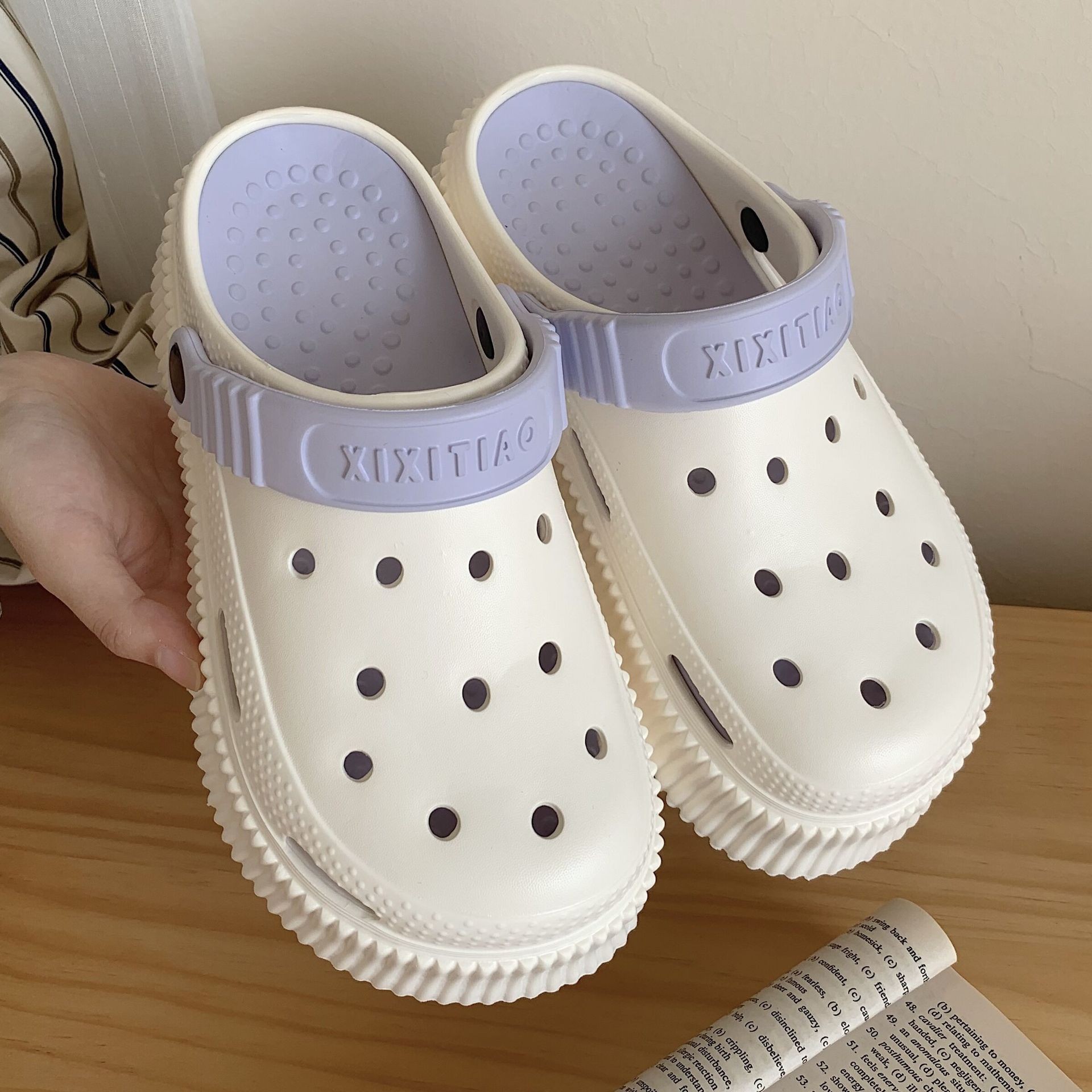 흰색과 보라색 [누드 슈즈]