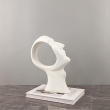 北欧创意抽象树脂镂空头像人物雕塑摆件客厅玄关书房软装家居饰品