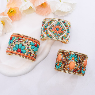 ����ʯ�������C��Ͱ���ɫ��ʯˮ��֭h�����L�_������½�����Ů