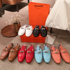 H家金屬扣真皮包頭平底半拖女2021歐洲站新款圓頭百搭外穿穆勒拖