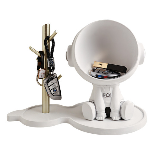 Creative astronaut entryway key storage ornaments home decorations living room storage housewarming gifts