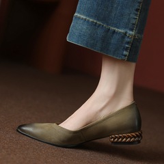 French retro colored pointed toe shallow mouth single shoes for women 2023 spring new style comfortable soft leather thick heel low heel single shoes