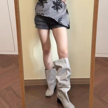 �LѥŮ�ָ��@���װ�ɫ�Tᔿɲ�жѥ�Ӷ��A�^��Ͳѥ�ɴ��߸�ѝ��ѥ