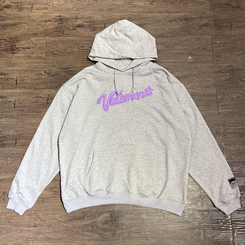 Women's Clothing lucky letter printed washed and distressed long sleeved hooded sweatshirt _voghion.com