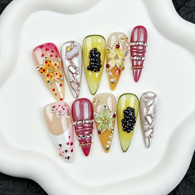 Cross-border 3D flower grape three-dimensional cream yellow French foreign trade polka dot sparkling diamond gentle Korean style wearable fake nails Cross-border 3D flower grape three-dimensional cream yellow French foreign trade polka dot sparkling diamond gentle Korean style wearable fake nails