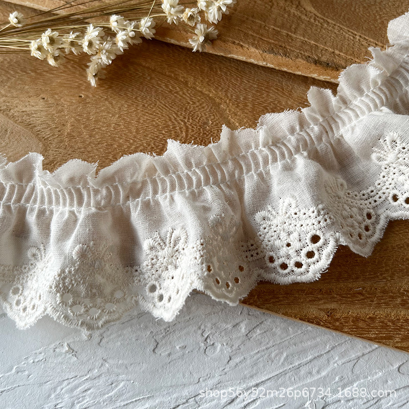 現物の多くの綿の刺繍のしわのレースの家庭用紡績の服装の補助材料の手作りのDIY布芸の白い杏色の卸売り