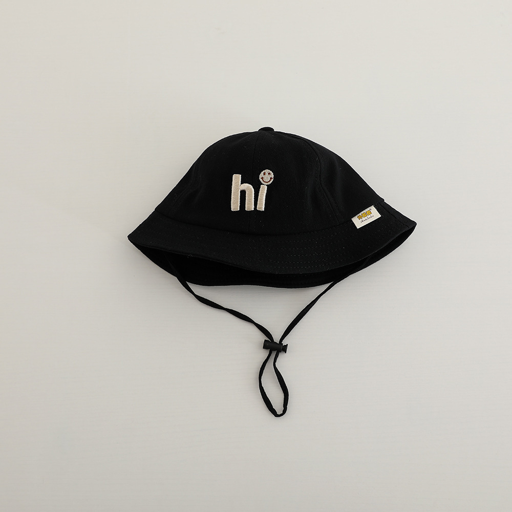 Sombrero para bebés coreano estilo simple letras bordadas sombrero de pescador primavera y verano delgado bebé fuera sombrero solar