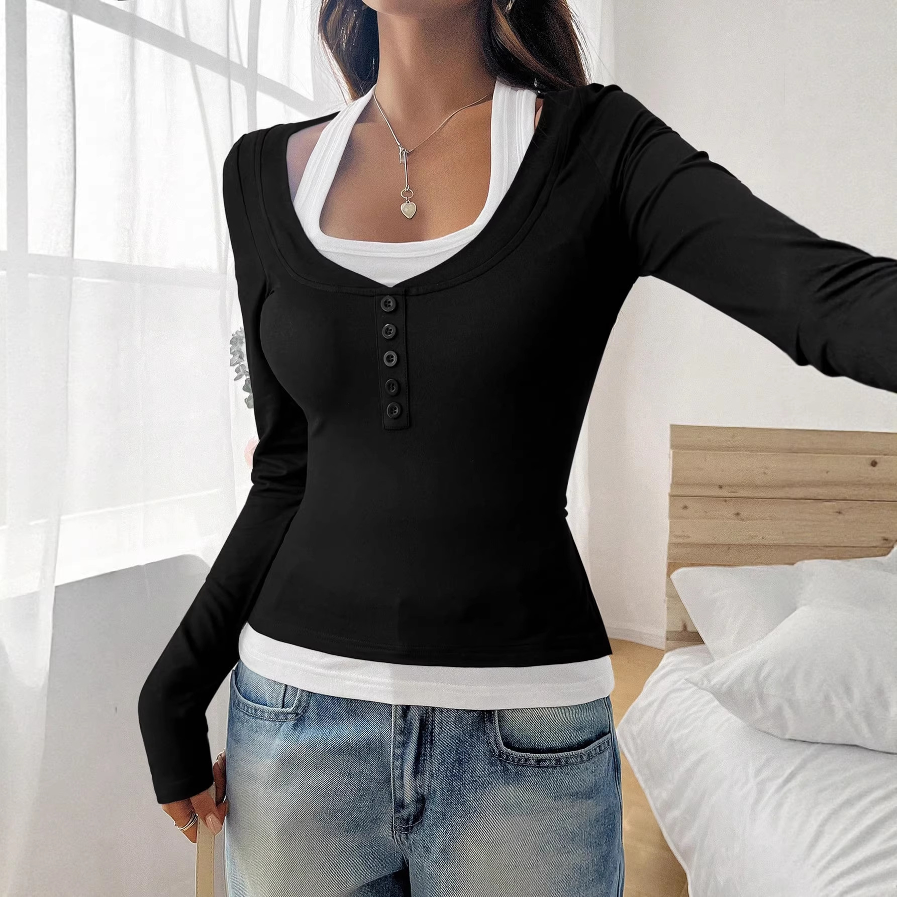 2026 Cross-Border European and American Amazon Sweet and Spicy Design Halter Neck Faux Two-Piece Single-Breasted Color-Blocked Stretchy Long-Sleeve Top