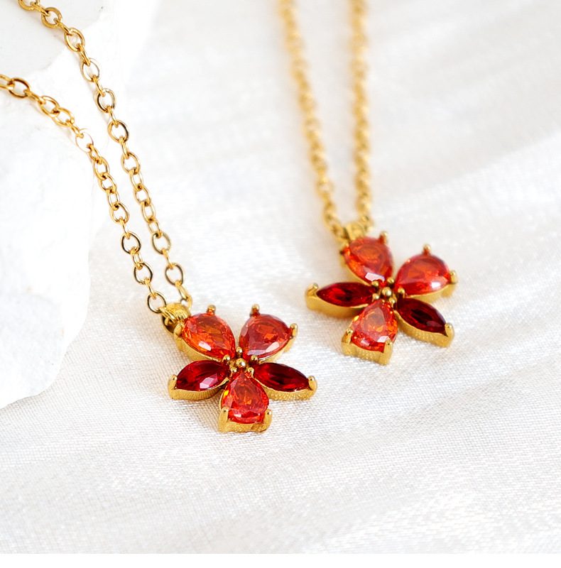 304 Stainless Steel Sweet Shiny Inlay Flower Butterfly Zircon Pendant Necklace display picture 9