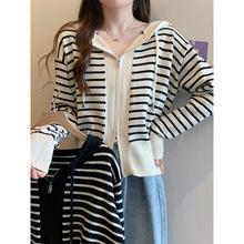 双拉链外搭条纹针织衫秋冬季撞色连帽长袖修身显瘦上衣小外套韩版