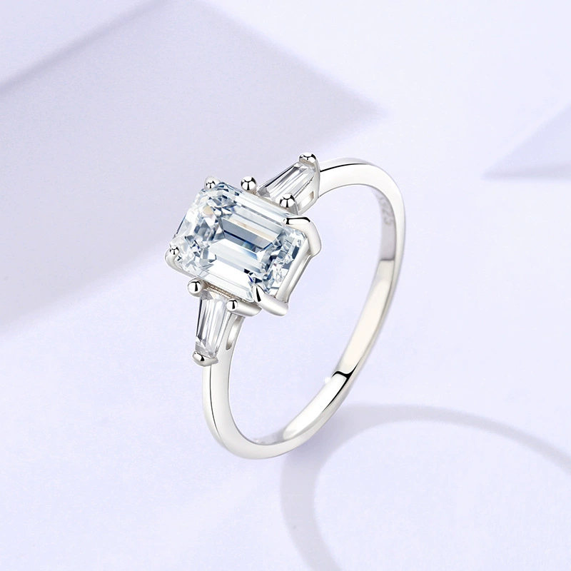 Rectangular universal retro ring with stone, 2 carat, silver 925 sample, European style
