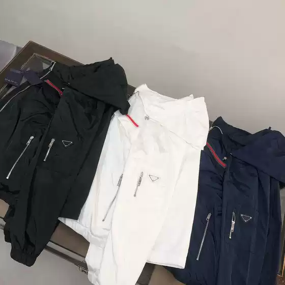 New Spring/Fall Fashion Hooded Jacket with Red Tape and Triangle Logo - Casual Unisex Zip-Up Overshirt for Men
