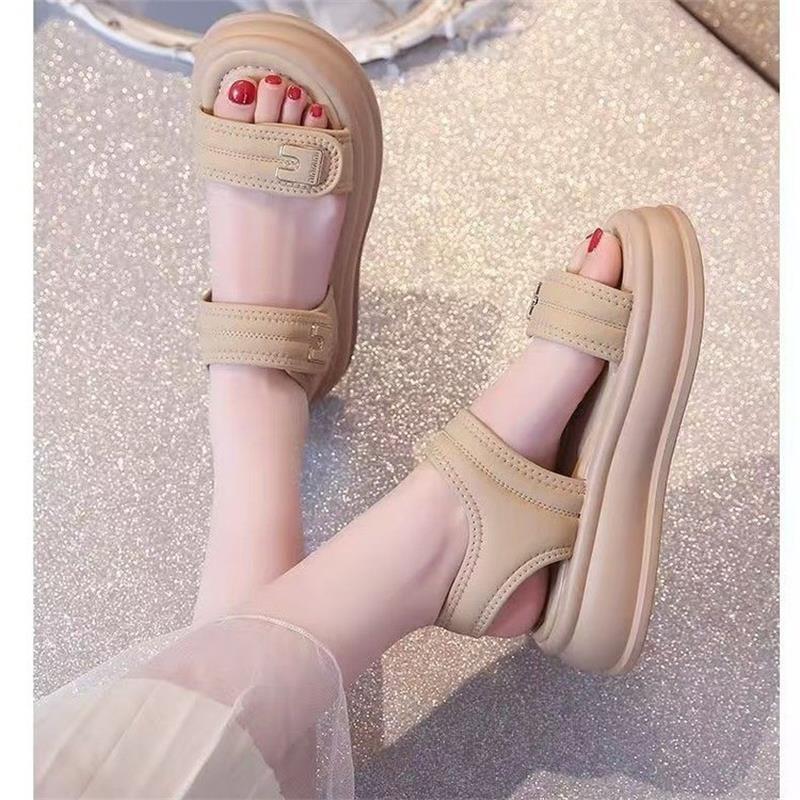 Sandalias de mujer de verano con falda 2026 nueva moda con suela gruesa, suela suave no se cansa con sandalias de playa