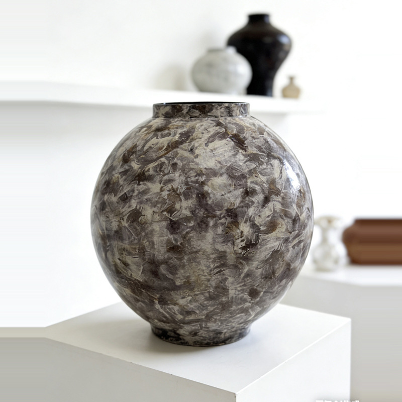 Wabi-Sabi Vintage Style Pure Handmade Ceramic Vase with a High-End Feel, Jingdezhen Nordic Pottery Tea Room Space Flower Vessel Ornament