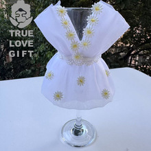 西式婚庆婚礼香槟杯婚礼拍摄道具新娘新郎结婚礼服酒杯批发