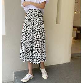 碎花半身裙女白色茶歇裙气质韩版宽松显瘦大码四叶草有内里裙子